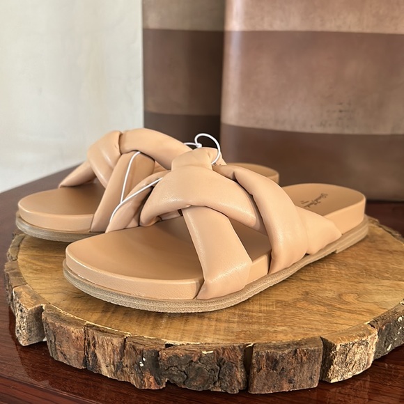 Universal Thread *NWT* Women’s Cosette Sandals - Picture 4 of 7